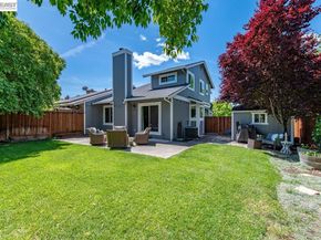 308 Mulqueeney St, Livermore CA 94550