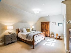 53 Hidden Oaks Dr, Lafayette CA 94549