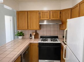 801 Franklin St 711, Oakland CA 94607