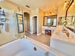 2942 San Minete Dr, Livermore CA 94550