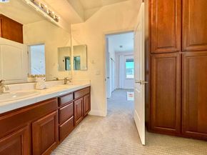 2942 San Minete Dr, Livermore CA 94550