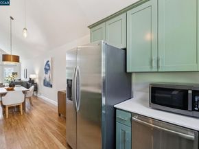 124 Ascot Ct B, Moraga CA 94556