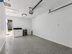 1378 Canterbury Dr, Concord CA 94521