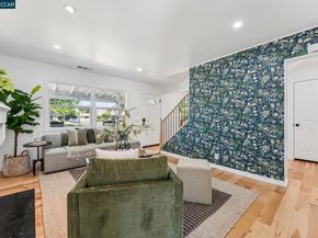 1378 Canterbury Dr, Concord CA 94521