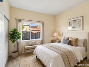 220 Valley Glen Ln, Martinez CA 94553