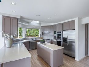 6841 Estates Dr, Oakland CA 94611