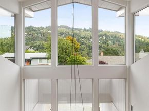 6841 Estates Dr, Oakland CA 94611