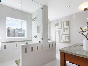 6841 Estates Dr, Oakland CA 94611
