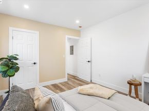 7850 Lockwood St, Oakland CA 94621