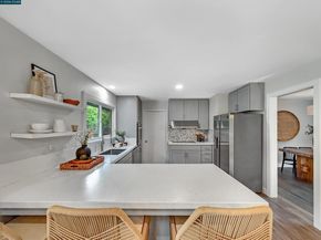 8 Cherry Hills Court, Lafayette CA 94549