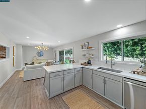 8 Cherry Hills Court, Lafayette CA 94549