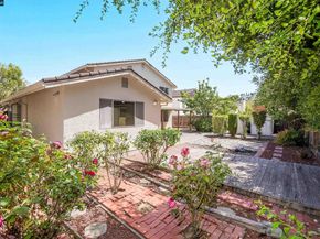 121 Violet Rd, Hercules CA 94547
