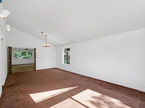 121 Violet Rd, Hercules CA 94547