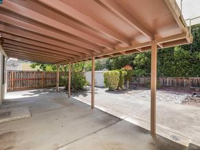121 Violet Rd, Hercules CA 94547