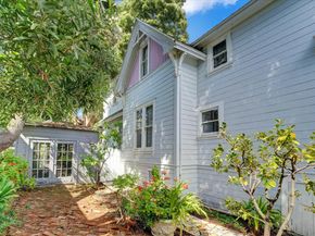2009 Berkeley Way, Berkeley CA 94704