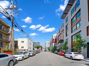 2009 Berkeley Way, Berkeley CA 94704