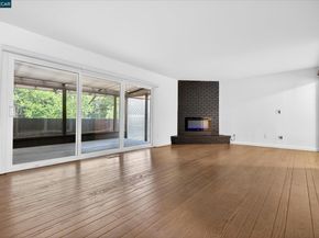 2083 Donald Dr, Moraga CA 94556