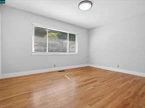 2083 Donald Dr, Moraga CA 94556