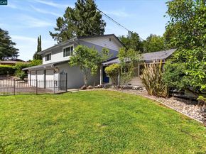 2083 Donald Dr, Moraga CA 94556