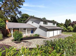 2083 Donald Dr, Moraga CA 94556
