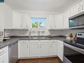 1746 Agadir Ct, Concord CA 94518