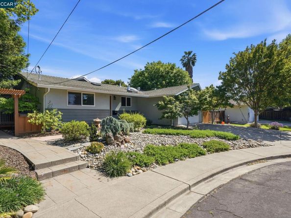 1746 Agadir Ct, Concord CA 94518