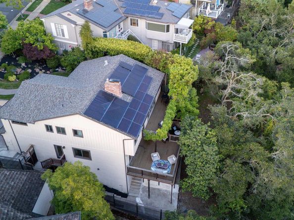 70 St James Pl, Piedmont CA 94611