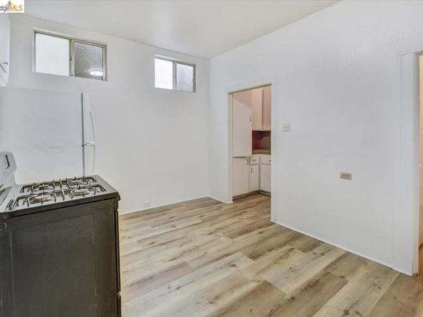 832 7th Ave, Oakland CA 94606