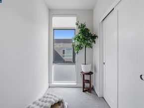 901 Jefferson St 513, Oakland CA 94607
