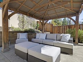 1224 Bridlewood Ct, Clayton CA 94517