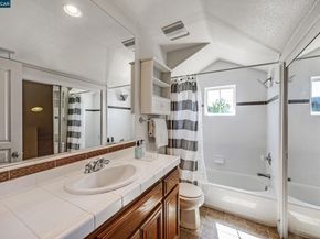 1224 Bridlewood Ct, Clayton CA 94517