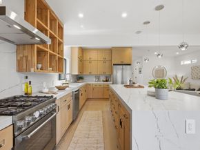 546 61St St, Oakland CA 94609