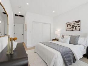 546 61St St, Oakland CA 94609