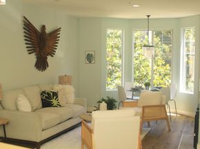 280 Caldecott LN 202, Oakland CA 94618