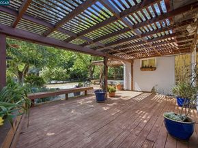 143 Donegal Way, Martinez CA 94553