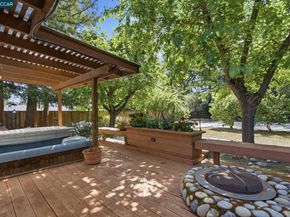 143 Donegal Way, Martinez CA 94553