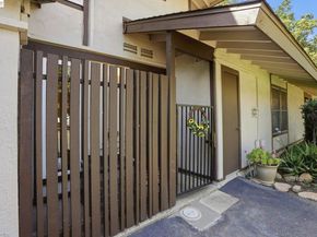 5505 Roundtree Dr B, Concord CA 94521