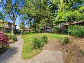 5505 Roundtree Dr B, Concord CA 94521