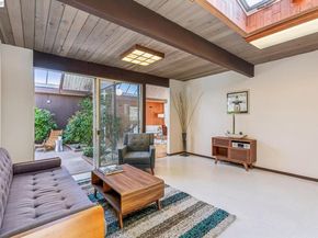 8077 Shay Dr, Oakland CA 94605