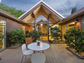 8077 Shay Dr, Oakland CA 94605