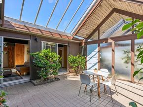 8077 Shay Dr, Oakland CA 94605
