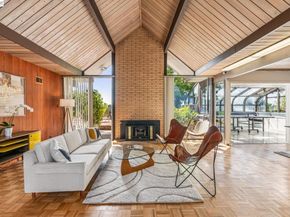 8077 Shay Dr, Oakland CA 94605