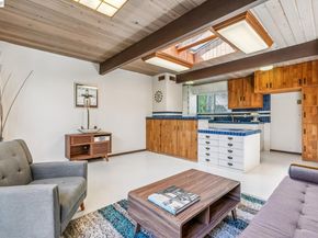 8077 Shay Dr, Oakland CA 94605