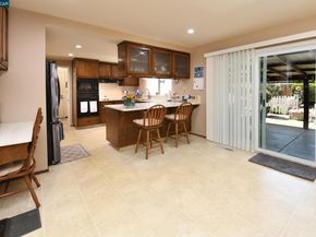 314 Semillon Cir, Clayton CA 94517