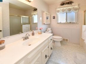 314 Semillon Cir, Clayton CA 94517