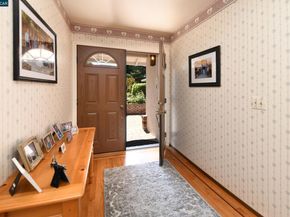 314 Semillon Cir, Clayton CA 94517