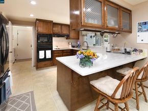 314 Semillon Cir, Clayton CA 94517
