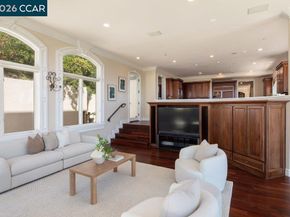 5606 La Salle Ave, Oakland CA 94611