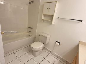 455 S Pine Island Rd 410C, Plantation FL 33324