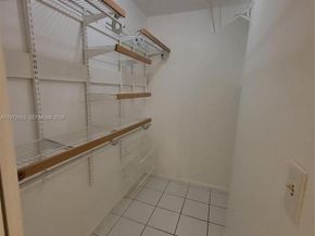 455 S Pine Island Rd 410C, Plantation FL 33324